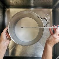 Crafty Cultures Glass Thermometer (30cm)